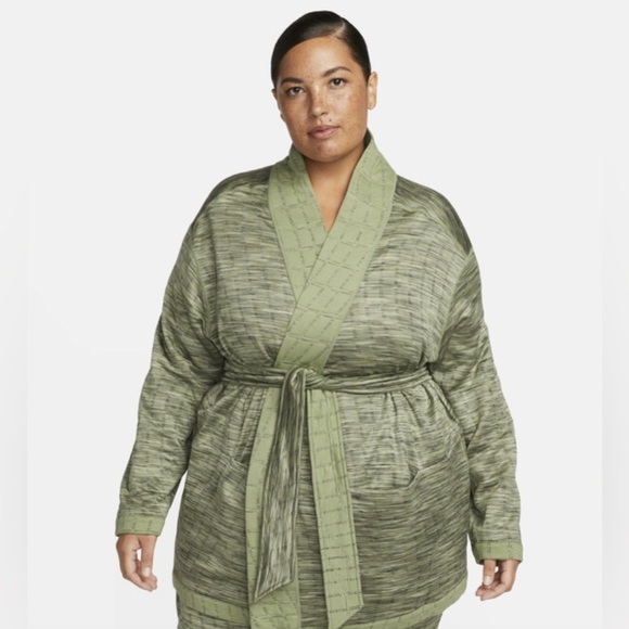 NEW NIKE - Yoga Therma-FIT Luxe​ Top - Picture 2 of 16